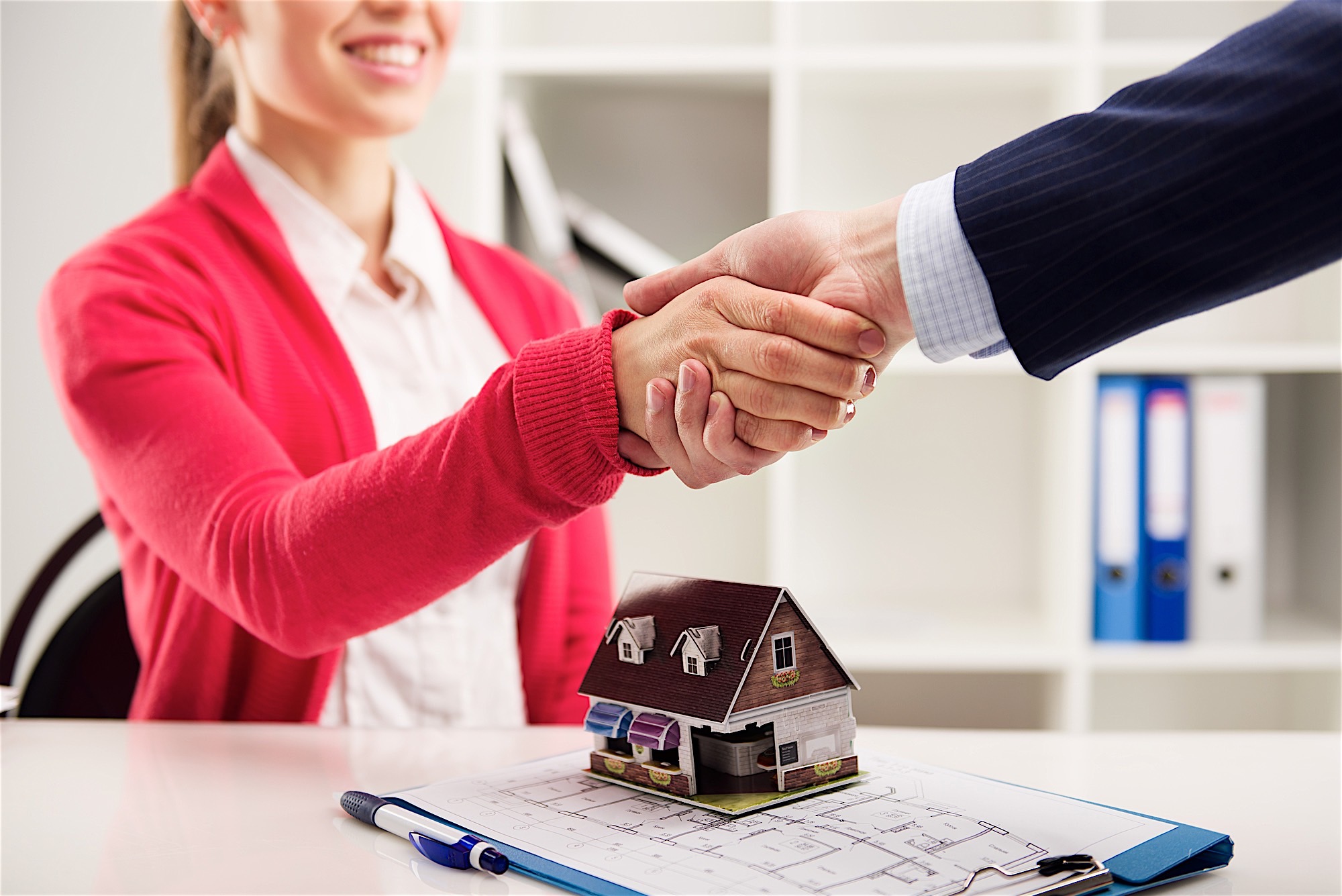 How a Buyers Agent Adelaide Can Help You Find Your Dream Home
