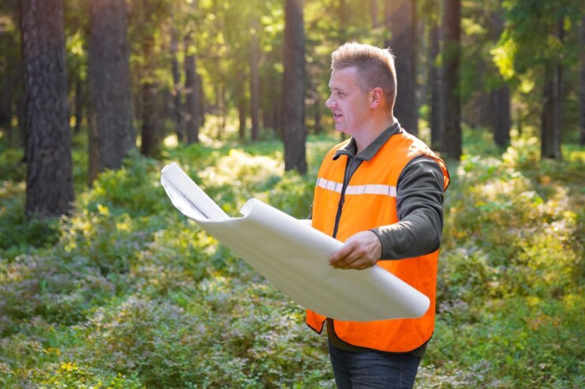 How Surveying Ensures Accuracy in Land Development Projects